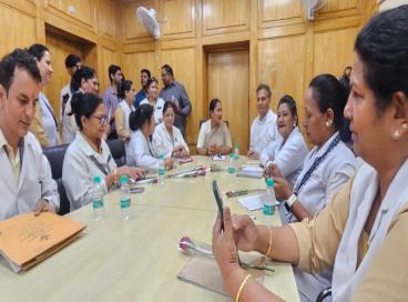 Hon’ble CM Mrs. Rekha Gupta Surprises and Interacts with Nursing Staff on the Auspicious Occasion of Nurses Day